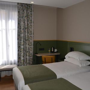 Klassieke Kamer met Twee Aparte Bedden